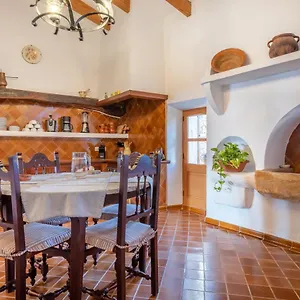 https://es-castellot-vell-villafranca.balearic-islands.net